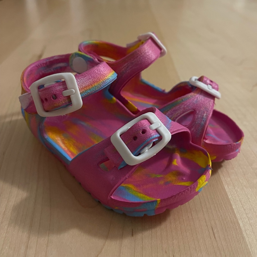 Kids Jelly Sandals - Picture 2 of 4